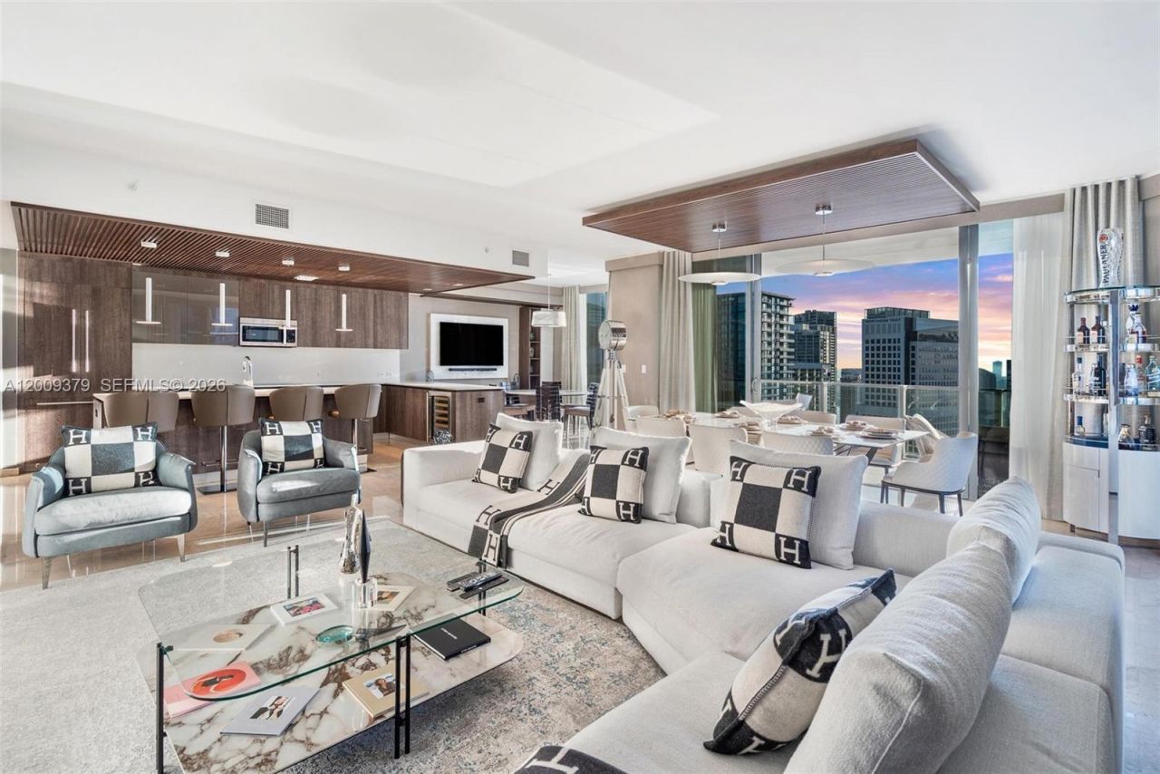 88 SW 7th St , Unit 3801, Miami, FL 33130 Photo