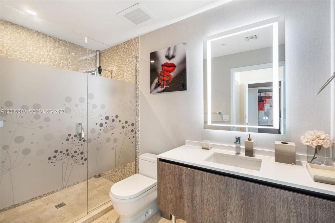 88 SW 7th St , Unit 3801, Miami, FL 33130 Photo