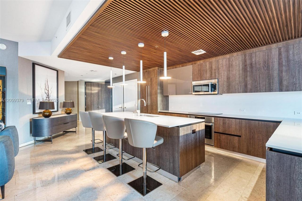 88 SW 7th St , Unit 3801, Miami, FL 33130 Photo