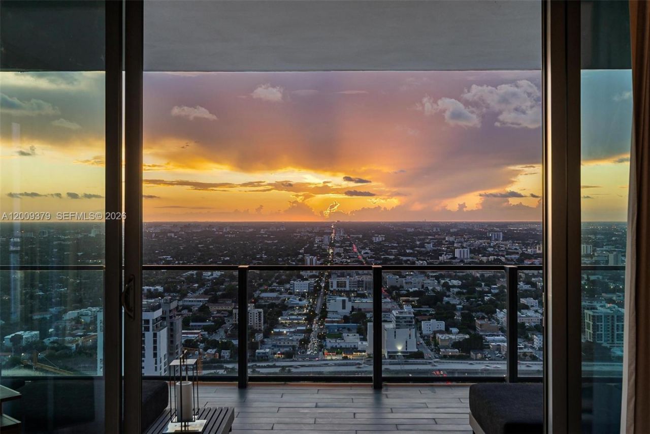 88 SW 7th St , Unit 3801, Miami, FL 33130 Photo