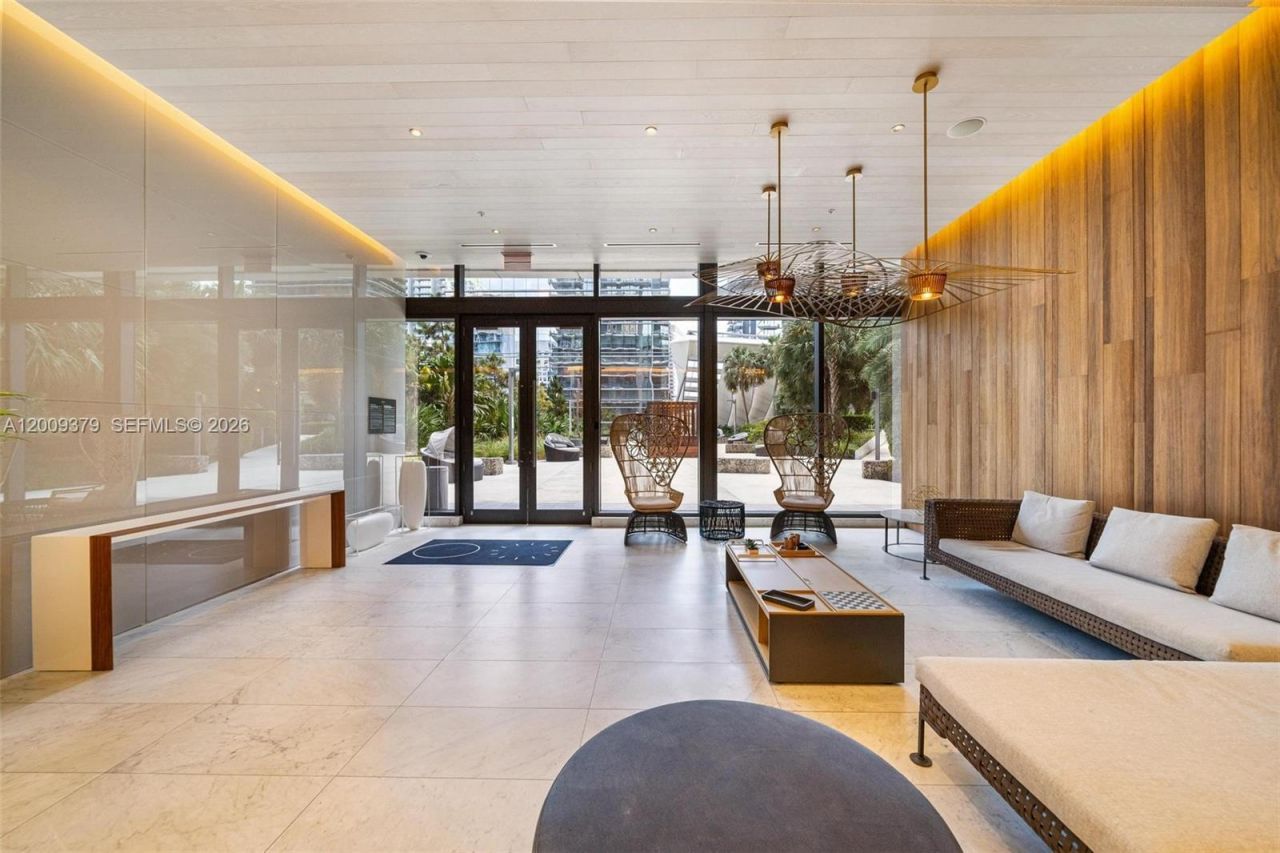 88 SW 7th St , Unit 3801, Miami, FL 33130 Photo