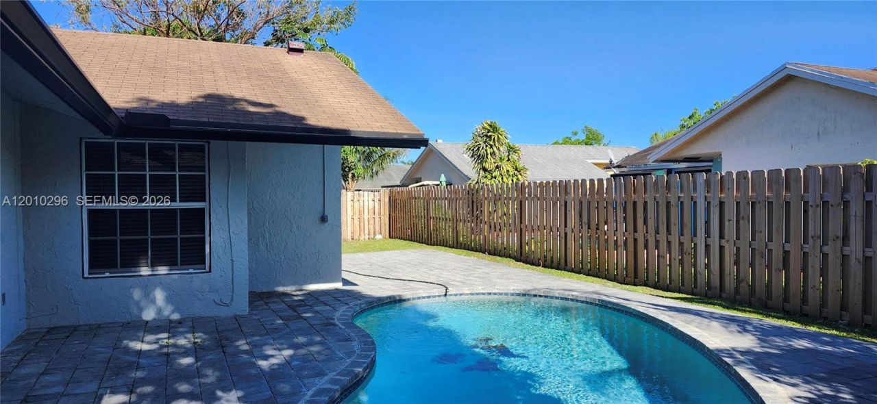 8120 SW 4th Ct, North Lauderdale, FL 33068 Photo