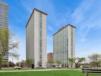 3600 N Lake Shore Drive, Chicago, IL 60613 primary photo