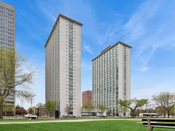3600 N Lake Shore Drive, Unit 523, Chicago, IL 60613