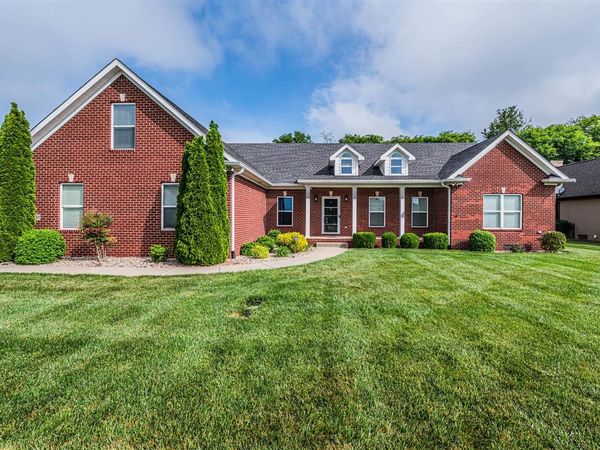 8631 Pebblestone Lane , Bowling Green, KY 42122