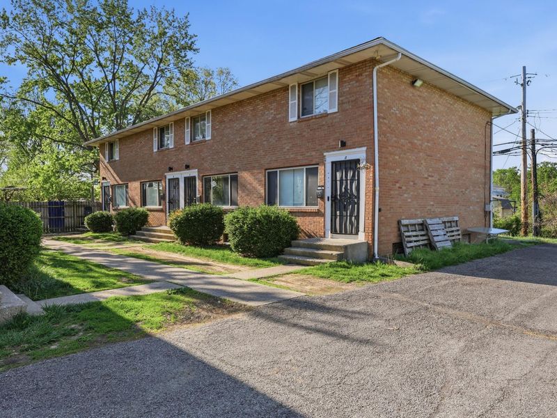 1759 Lonsdale Road, Unit B, Columbus, OH 43232 Photo 1