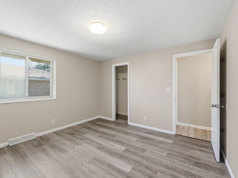 1759 Lonsdale Road, Unit B, Columbus, OH 43232 Photo 11