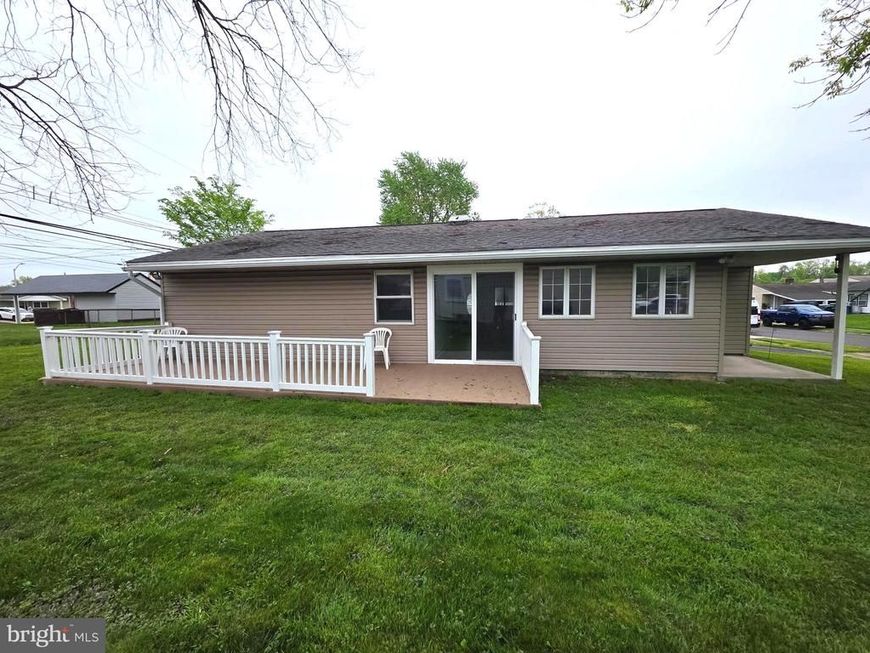 26 Midwood Lane, Levittown, PA 19054 Main Photo
