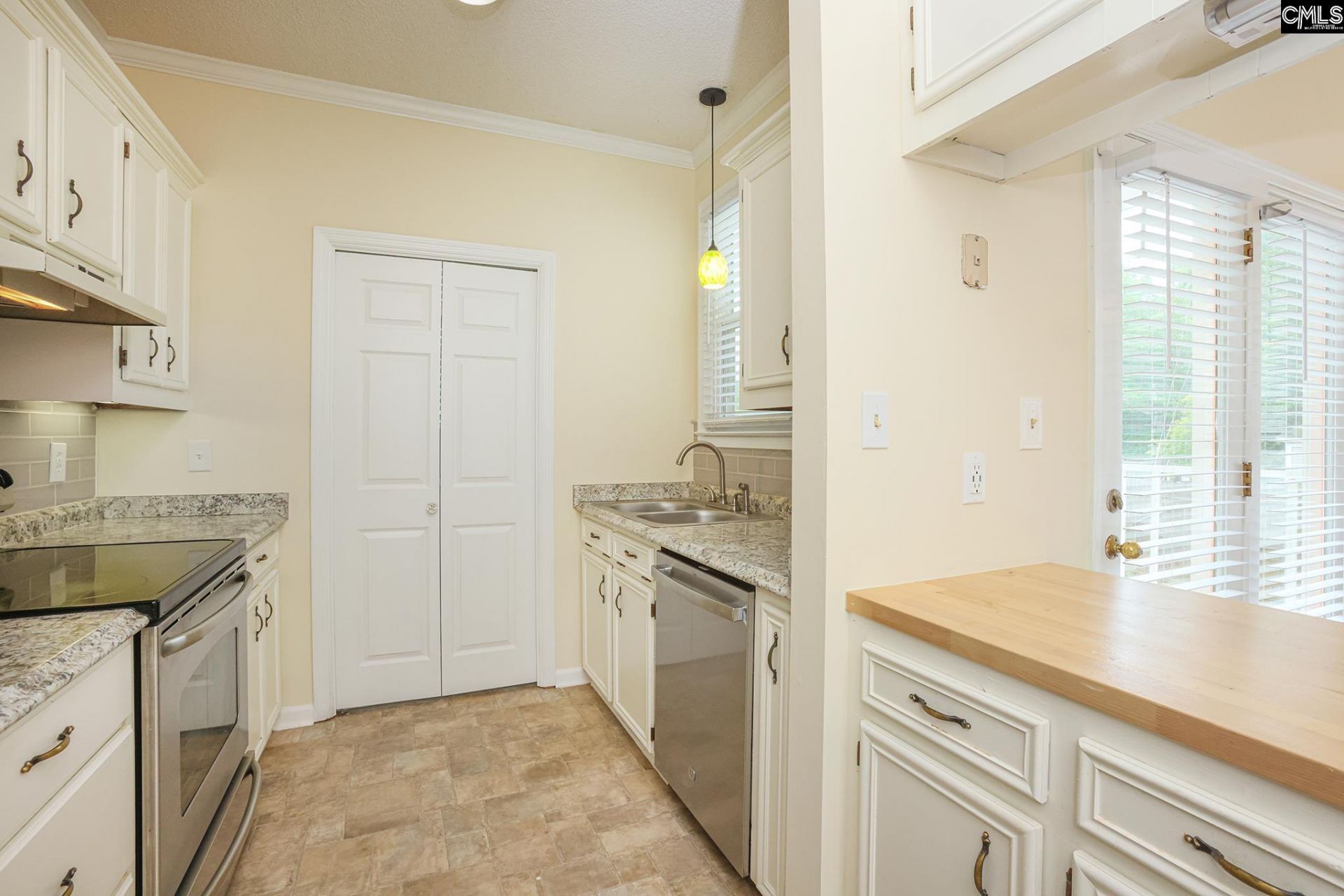 521 Wallace Way Photo 16