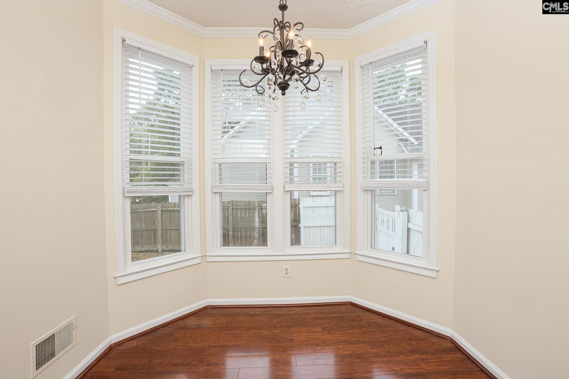 521 Wallace Way Photo 21