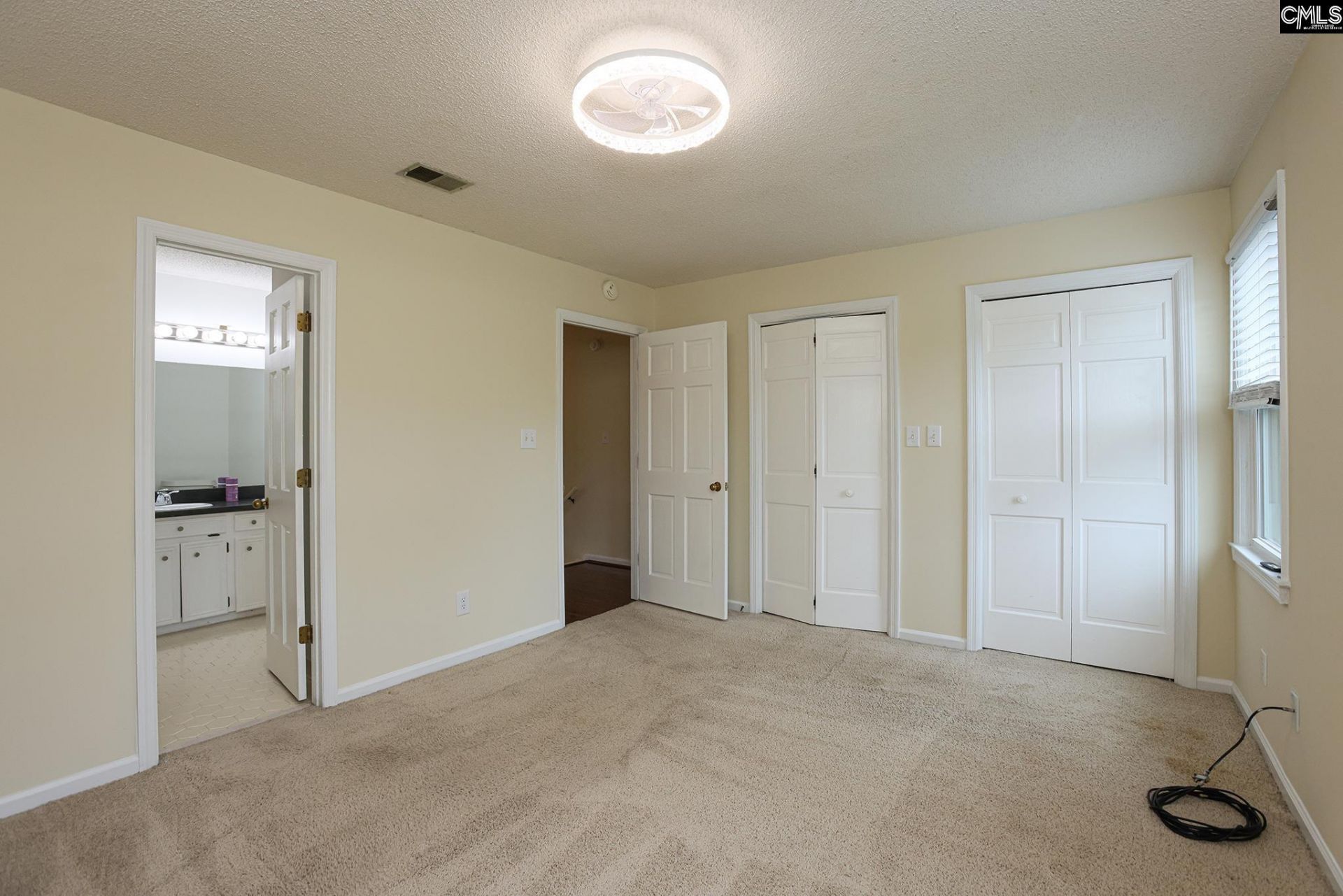 521 Wallace Way Photo 28