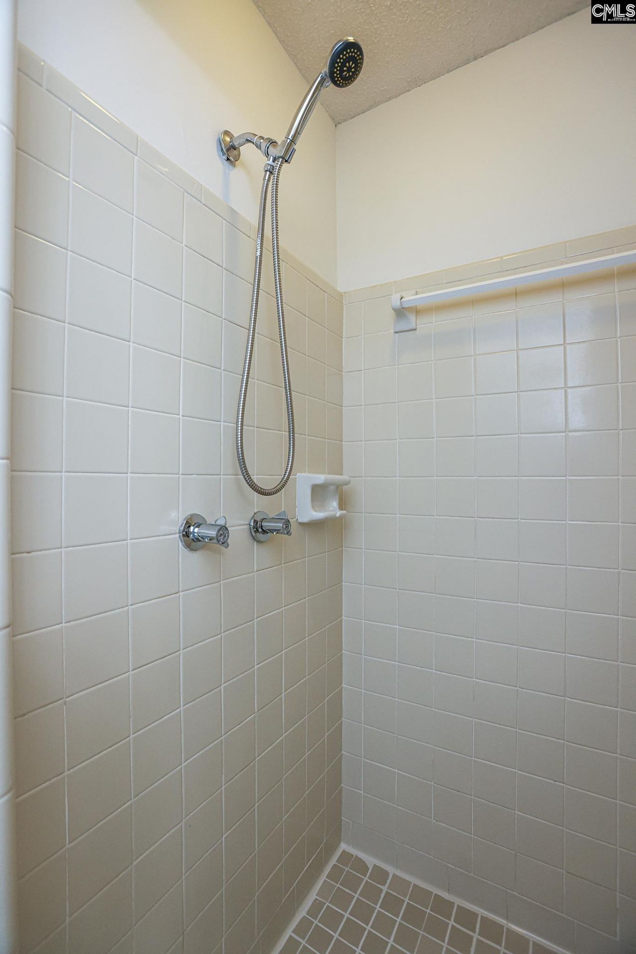 521 Wallace Way Photo 31