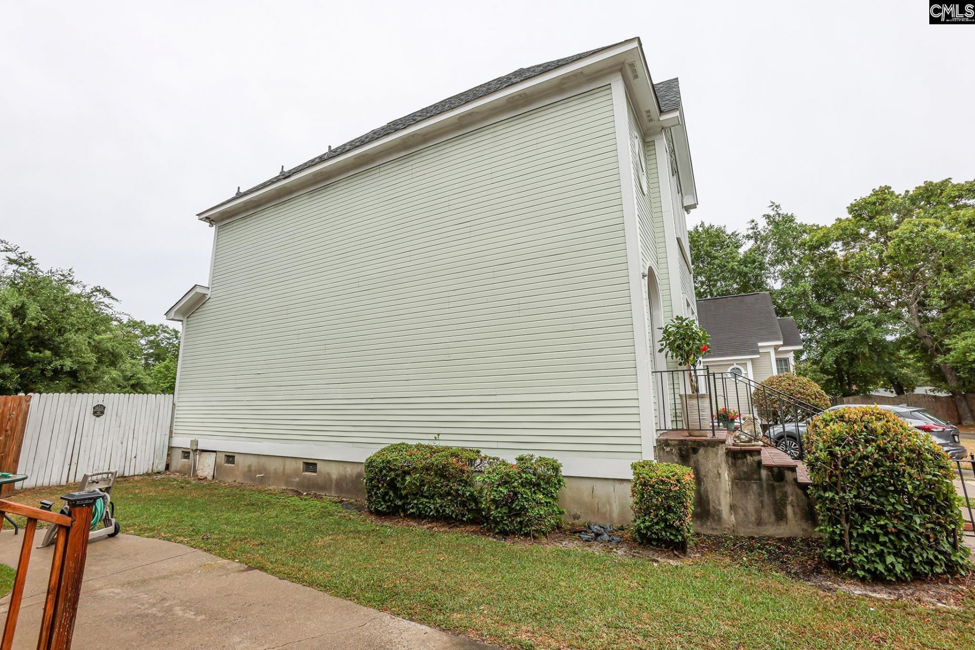 521 Wallace Way Photo 47