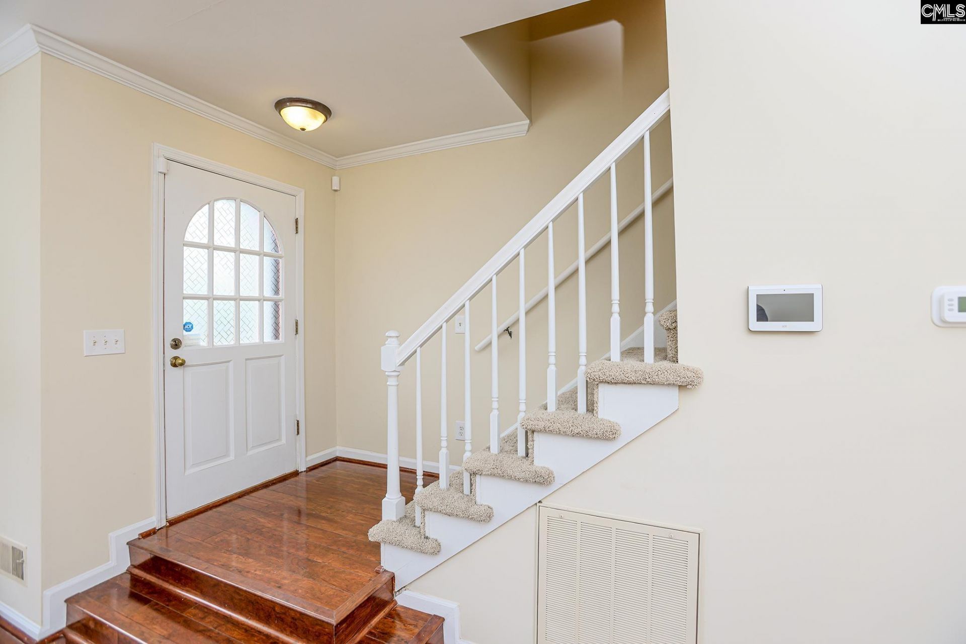 521 Wallace Way Photo 7