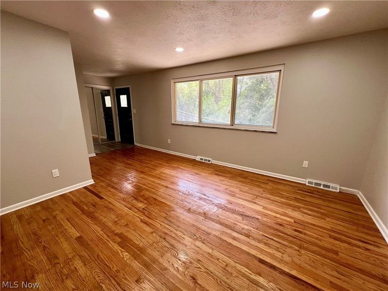 14417 Maple Avenue, Maple Heights, OH 44137 Photo 4