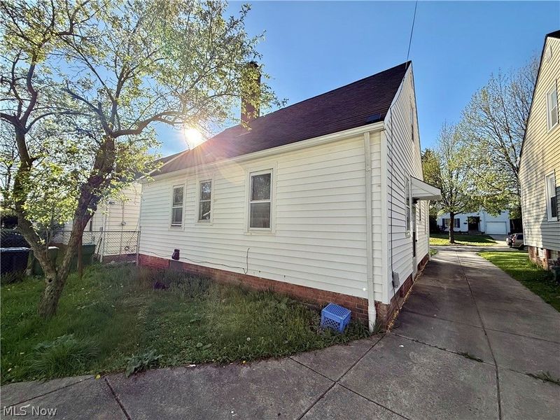 19520 Maple Heights Boulevard, Maple Heights, OH 44137 Photo 2