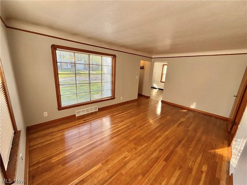 19520 Maple Heights Boulevard, Maple Heights, OH 44137 Photo 5