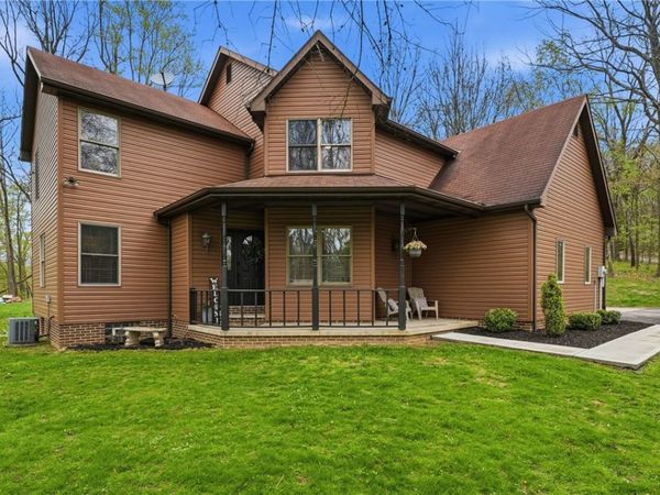 143 W Cruikshank Road, Butler, PA 16002