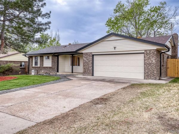 2123 S Olathe Street, Aurora, CO 80013