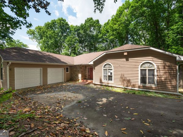 3245 W Anderson Drive, Lithia Springs, GA 30122