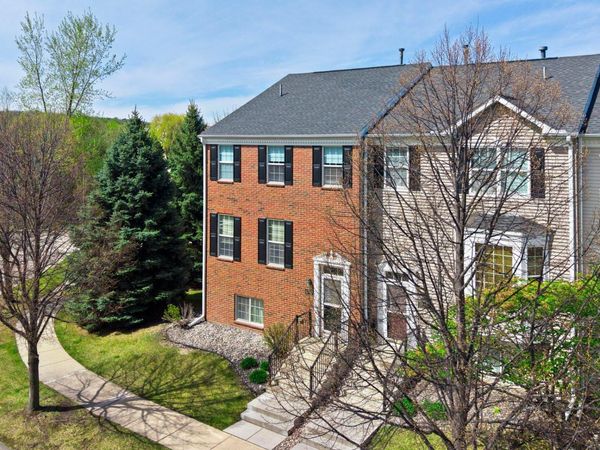 1780 Riverside Drive, Shakopee, MN 55379