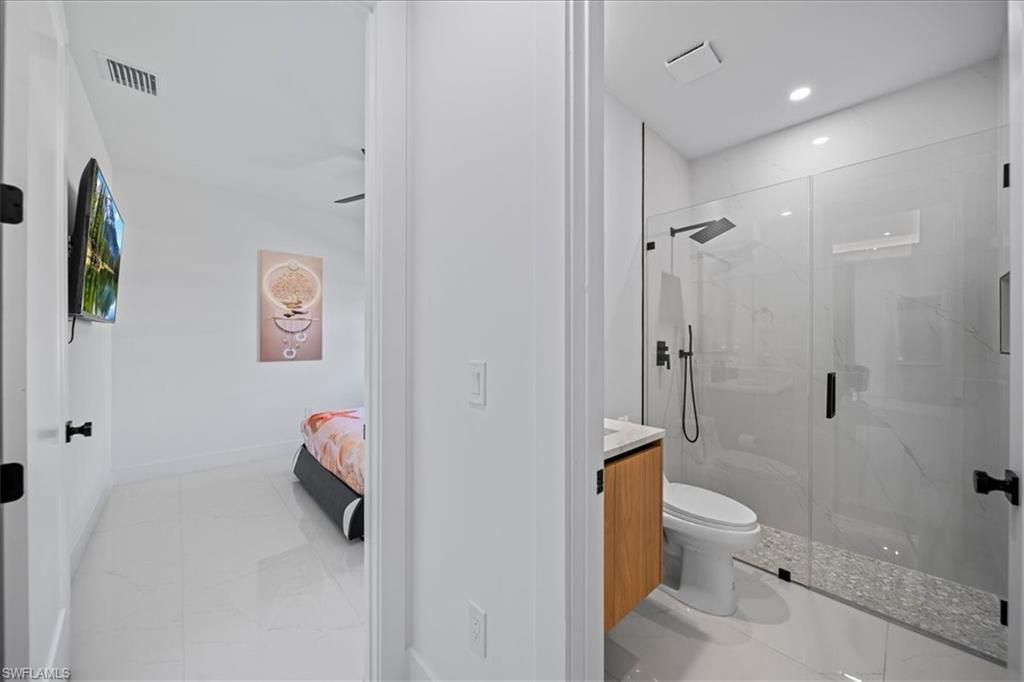 203 SE 11th Ter , Cape Coral, FL 33990 Photo