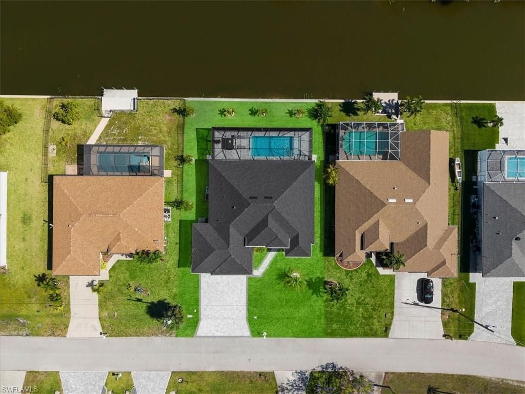 203 SE 11th Ter , Cape Coral, FL 33990 Photo