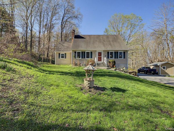 57 Buhleir Road , Pawling, NY 12564