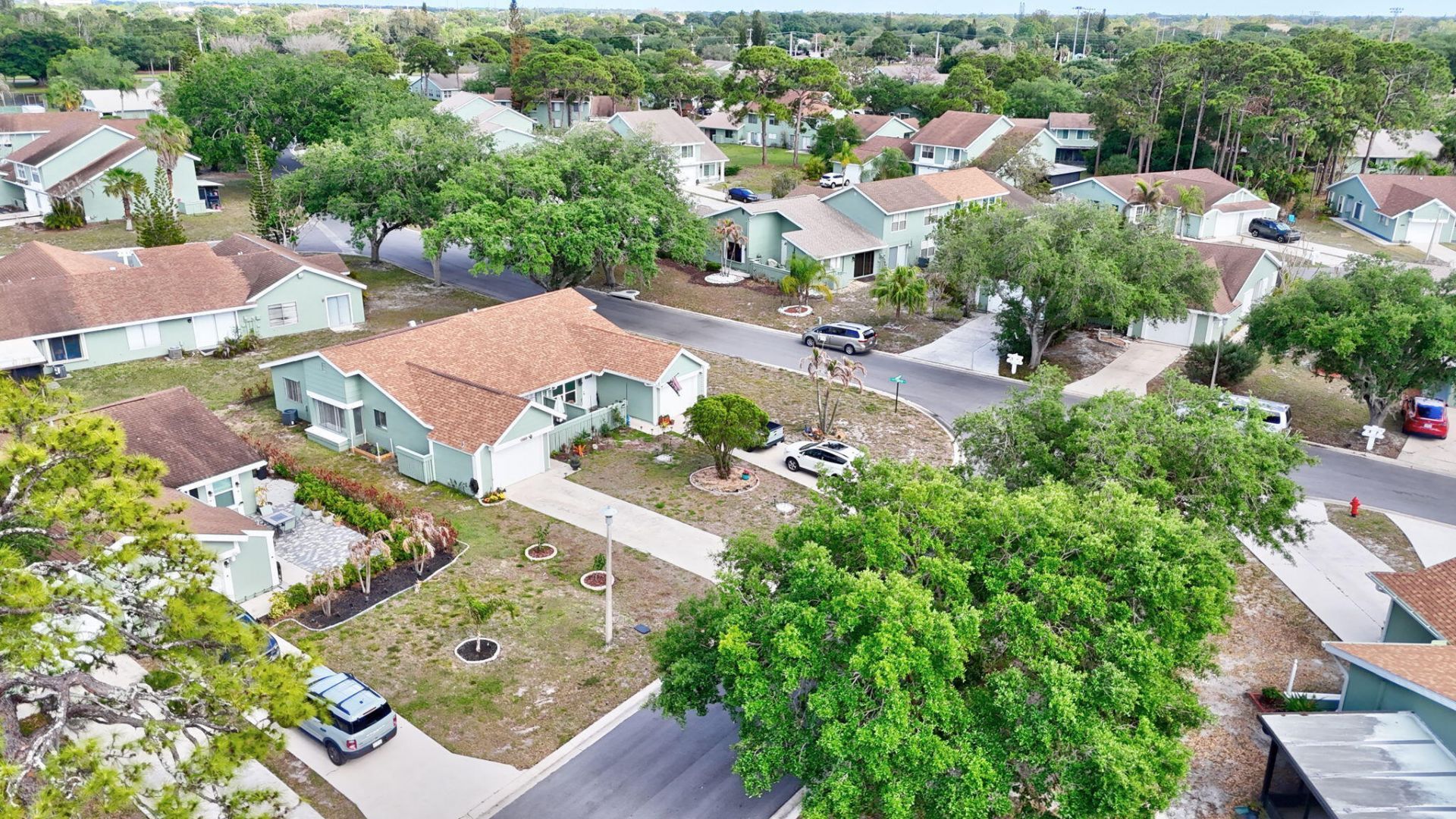 1661 SE Kestwick Court, Port Saint Lucie, FL 34952 Photo
