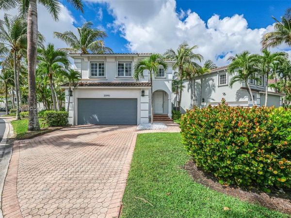 20990 NE 30th Pl , Aventura, FL 33180