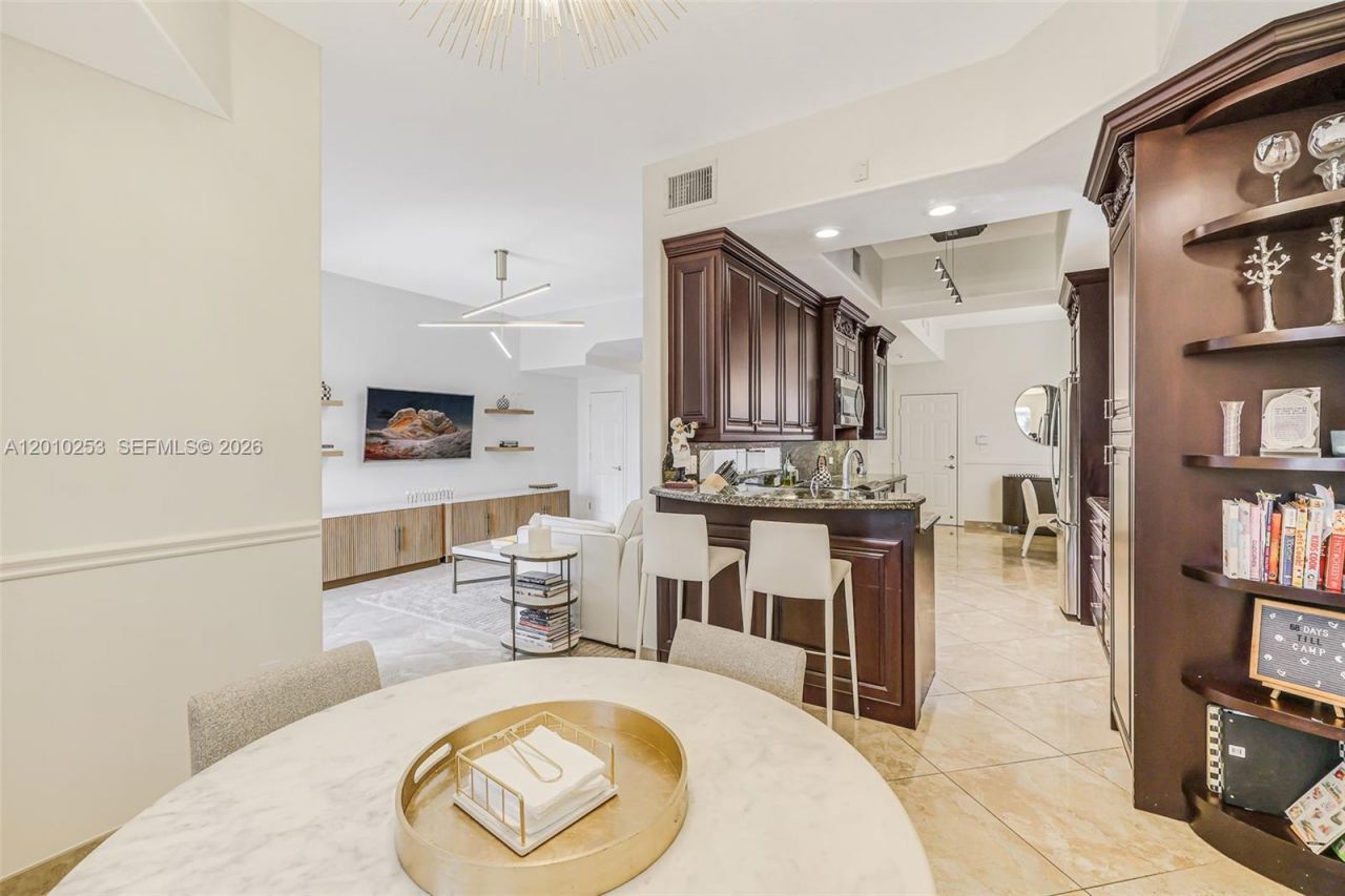 20990 NE 30th Pl, Aventura, FL 33180 Photo
