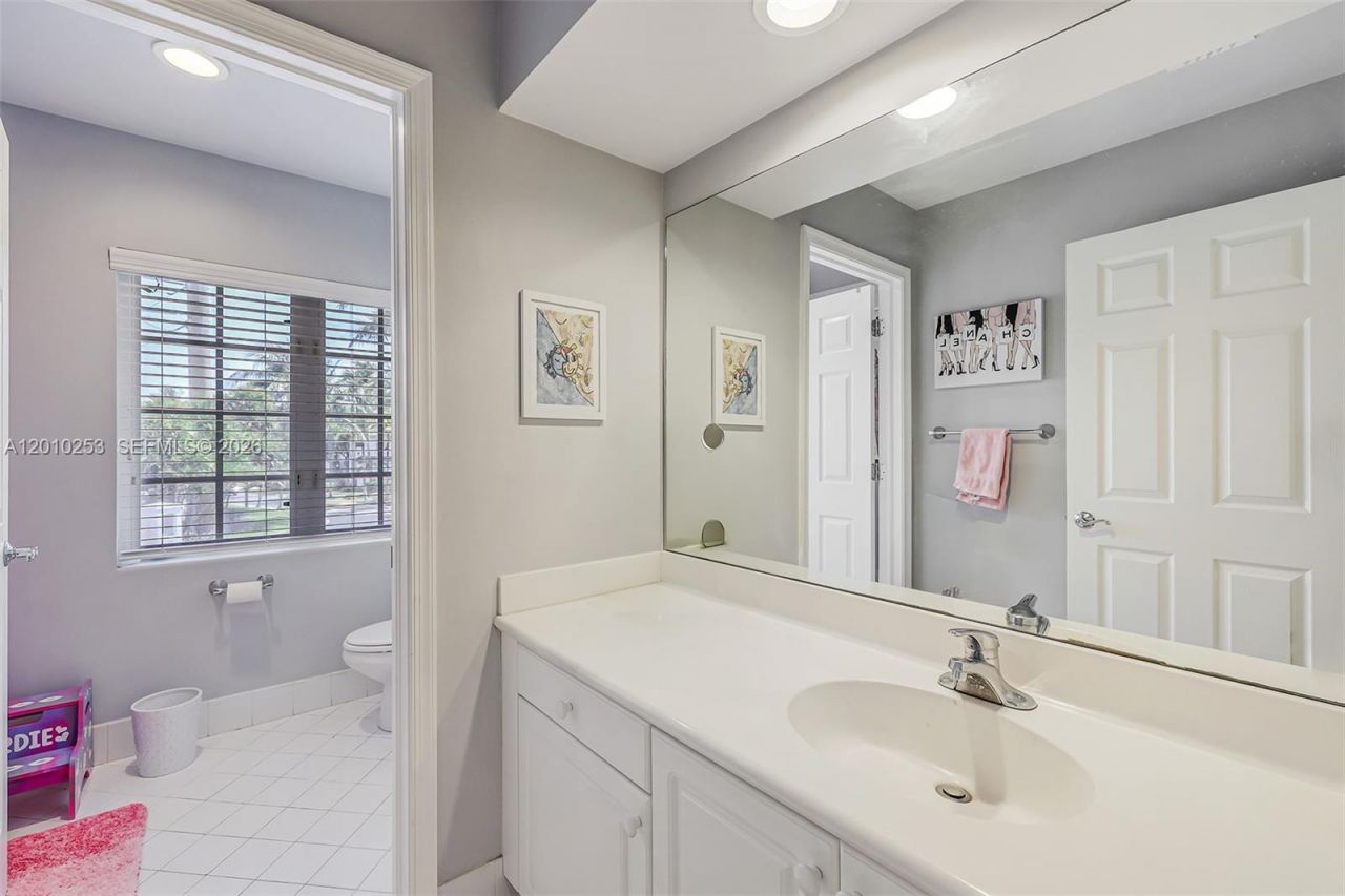 20990 NE 30th Pl, Aventura, FL 33180 Photo