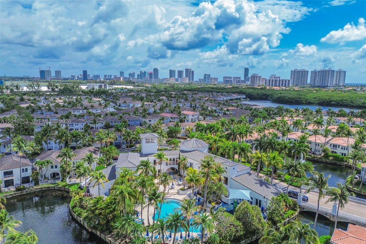 20990 NE 30th Pl, Aventura, FL 33180 Photo