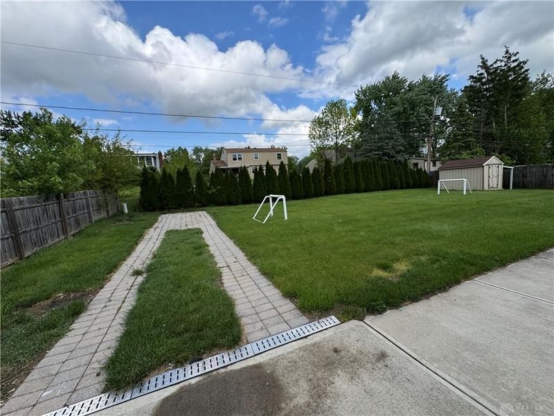 4144 Meadowsweet Drive, Dayton, OH 45424 Photo 10