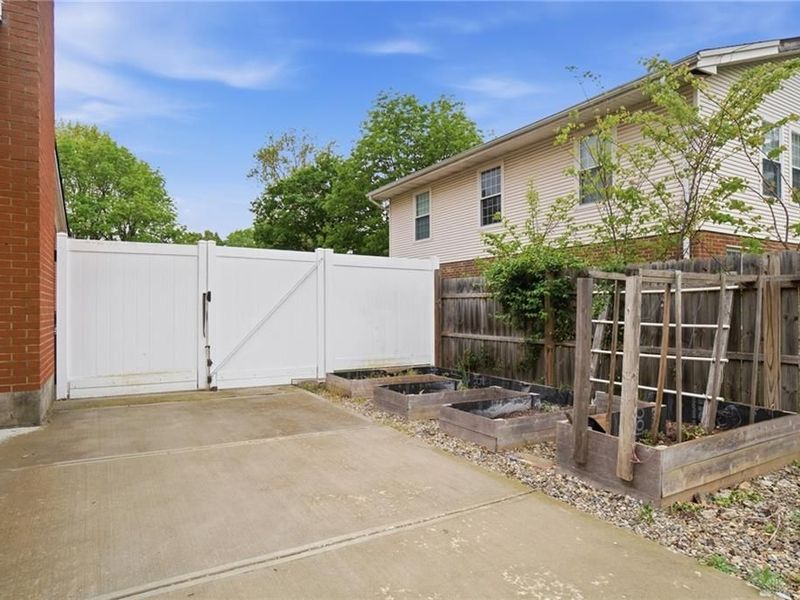 4144 Meadowsweet Drive, Dayton, OH 45424 Photo 47
