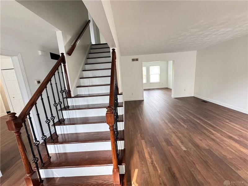 4144 Meadowsweet Drive, Dayton, OH 45424 Photo 5