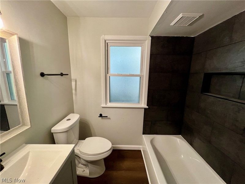 18108 Mccracken Road, Maple Heights, OH 44137 Photo 14