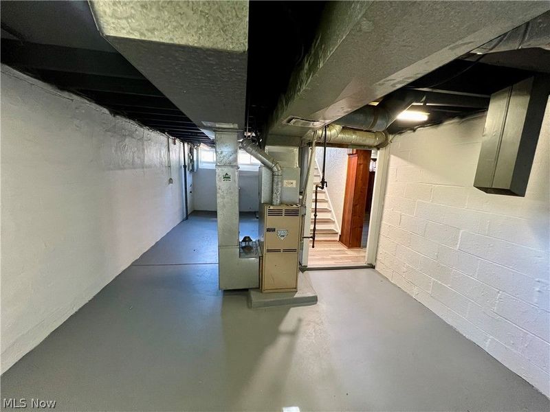 18108 Mccracken Road, Maple Heights, OH 44137 Photo 32