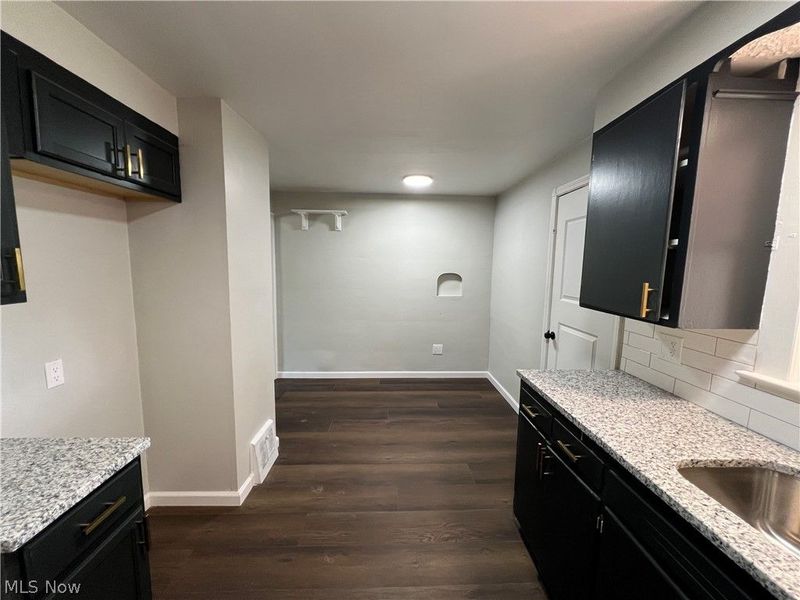 18108 Mccracken Road, Maple Heights, OH 44137 Photo 9