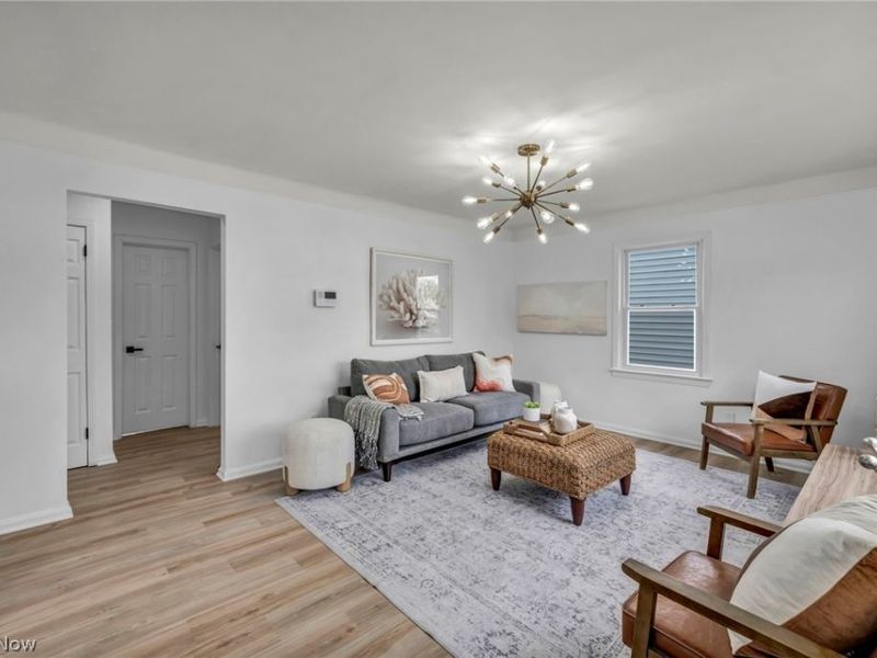 16306 Clearview Avenue, Cleveland, OH 44128 Photo 11