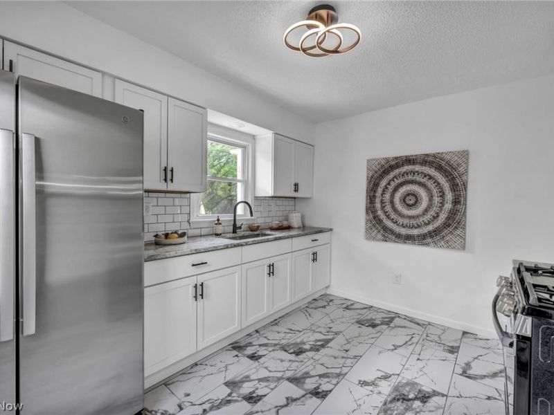 16306 Clearview Avenue, Cleveland, OH 44128 Photo 16