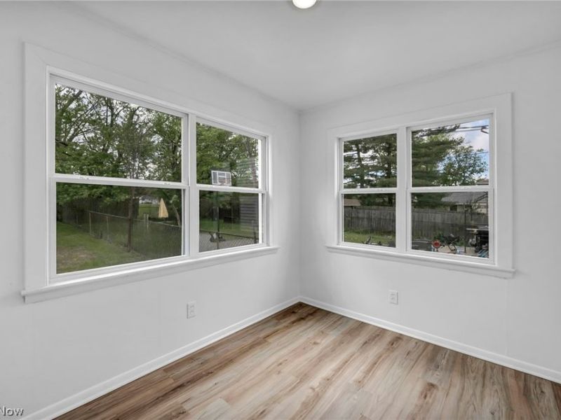 16306 Clearview Avenue, Cleveland, OH 44128 Photo 22