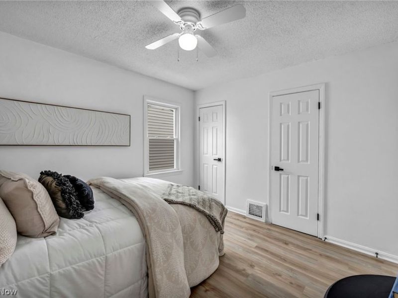 16306 Clearview Avenue, Cleveland, OH 44128 Photo 24