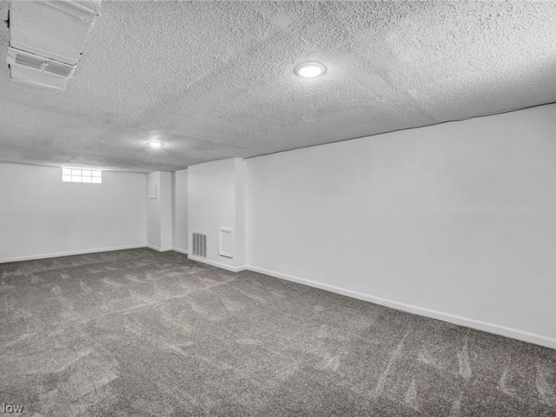 16306 Clearview Avenue, Cleveland, OH 44128 Photo 35