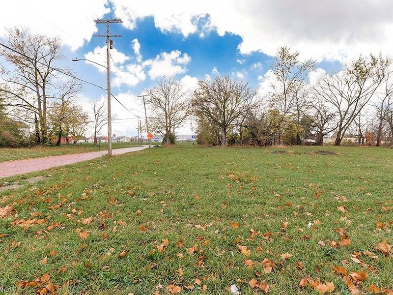 936 E 141st Street , Cleveland, OH 44110 Photo 2