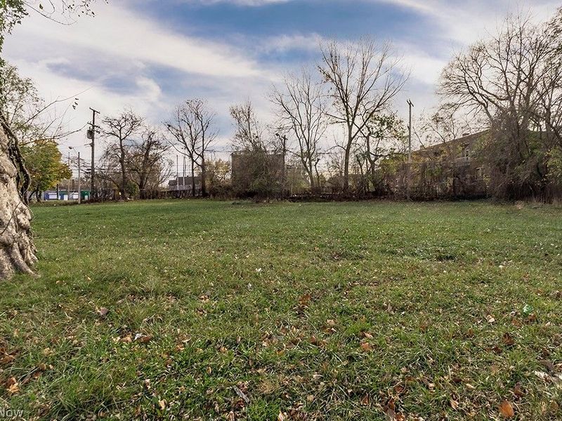 13614 Glenside Road , Cleveland, OH 44110 Photo 3