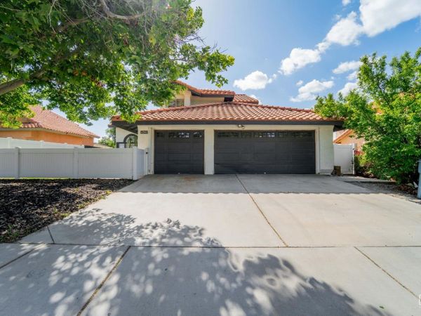 43903 5th Street, Lancaster, CA 93535