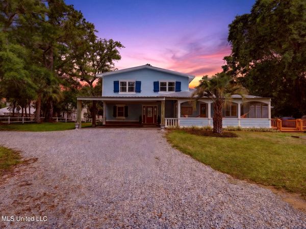 501 Forest Hill Drive, Ocean Springs, MS 39564