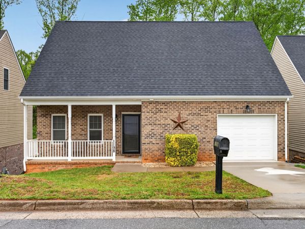 1198 Crest Ridge DR , Bedford, VA 24523