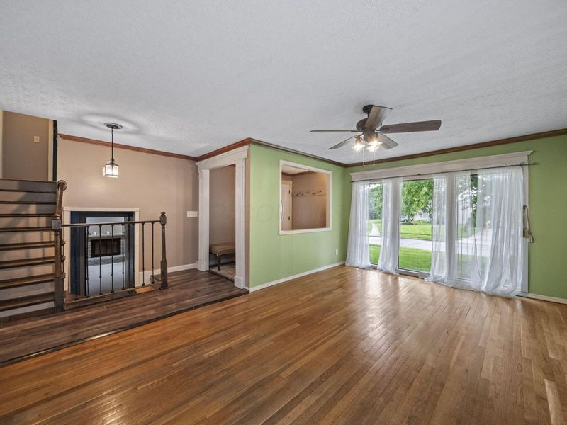 300 Dunbarton Road, Columbus, OH 43230 Photo 13